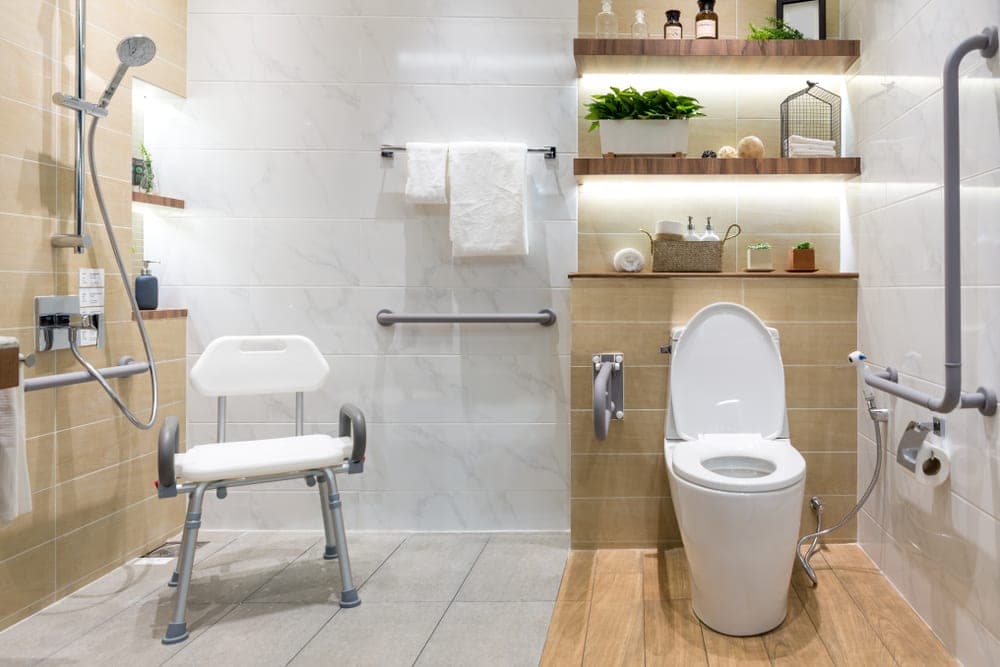 6 Tips to Improve the Safety of a Bathroom for Seniors