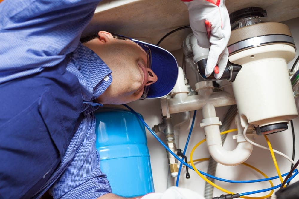 Continuous vs Batch Feed Garbage Disposals: Benefits, Drawbacks, & Differences