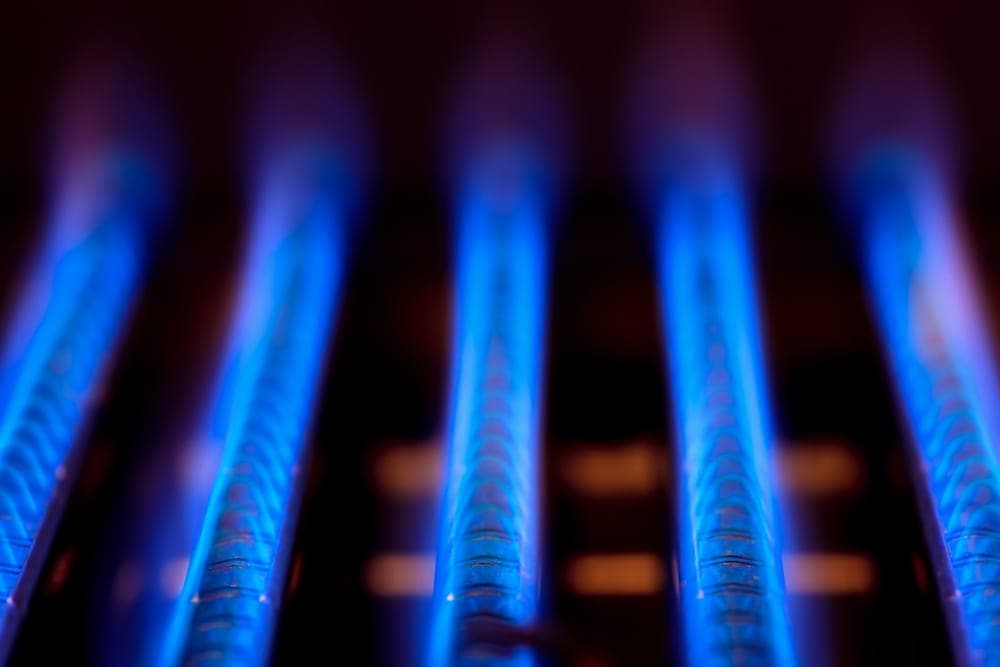 Furnace temperature-monitoring components