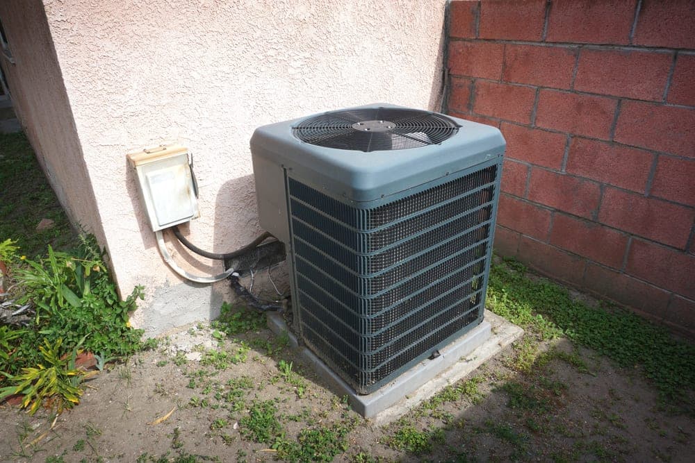 How Does an Air Conditioner Work? Components, Issues & More
