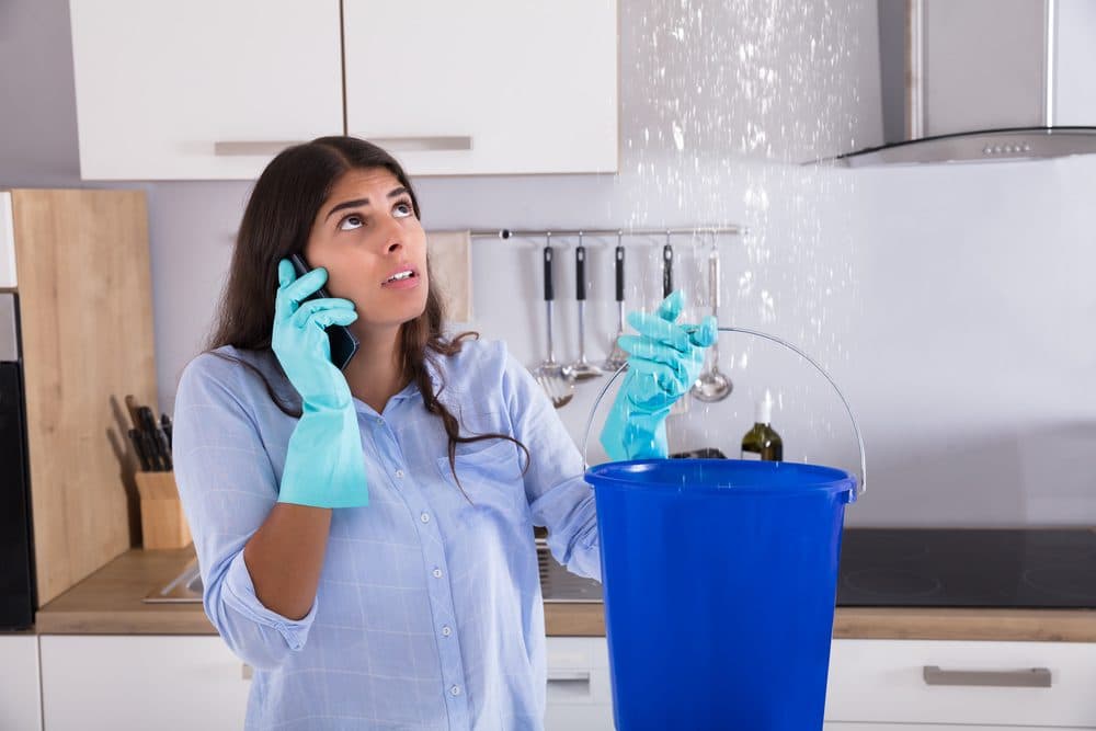 5 Ways to Handle Water Leaking From Your Ceiling